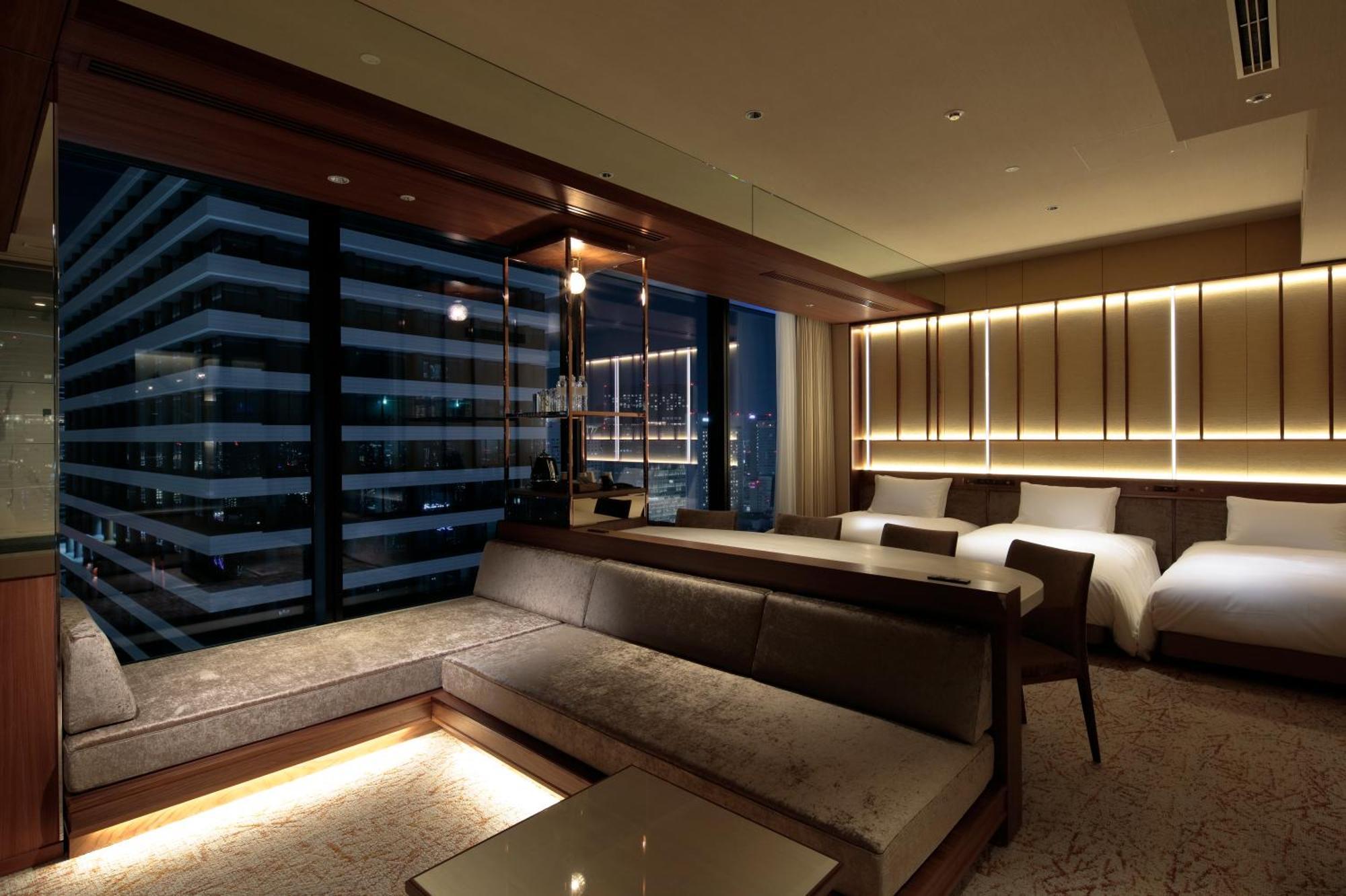 Candeo Hotels Osaka The Tower Luaran gambar A room at the hotel