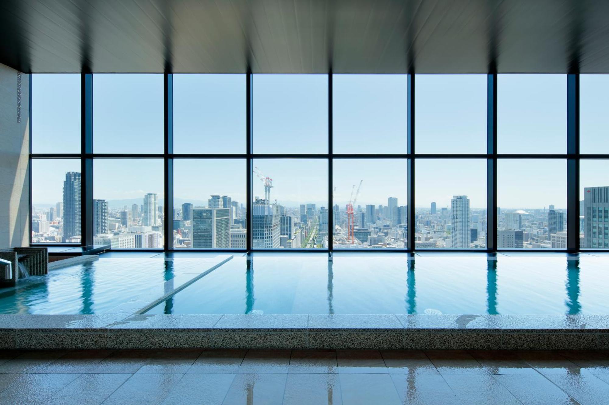 Candeo Hotels Osaka The Tower Luaran gambar Skyline view from the hotel